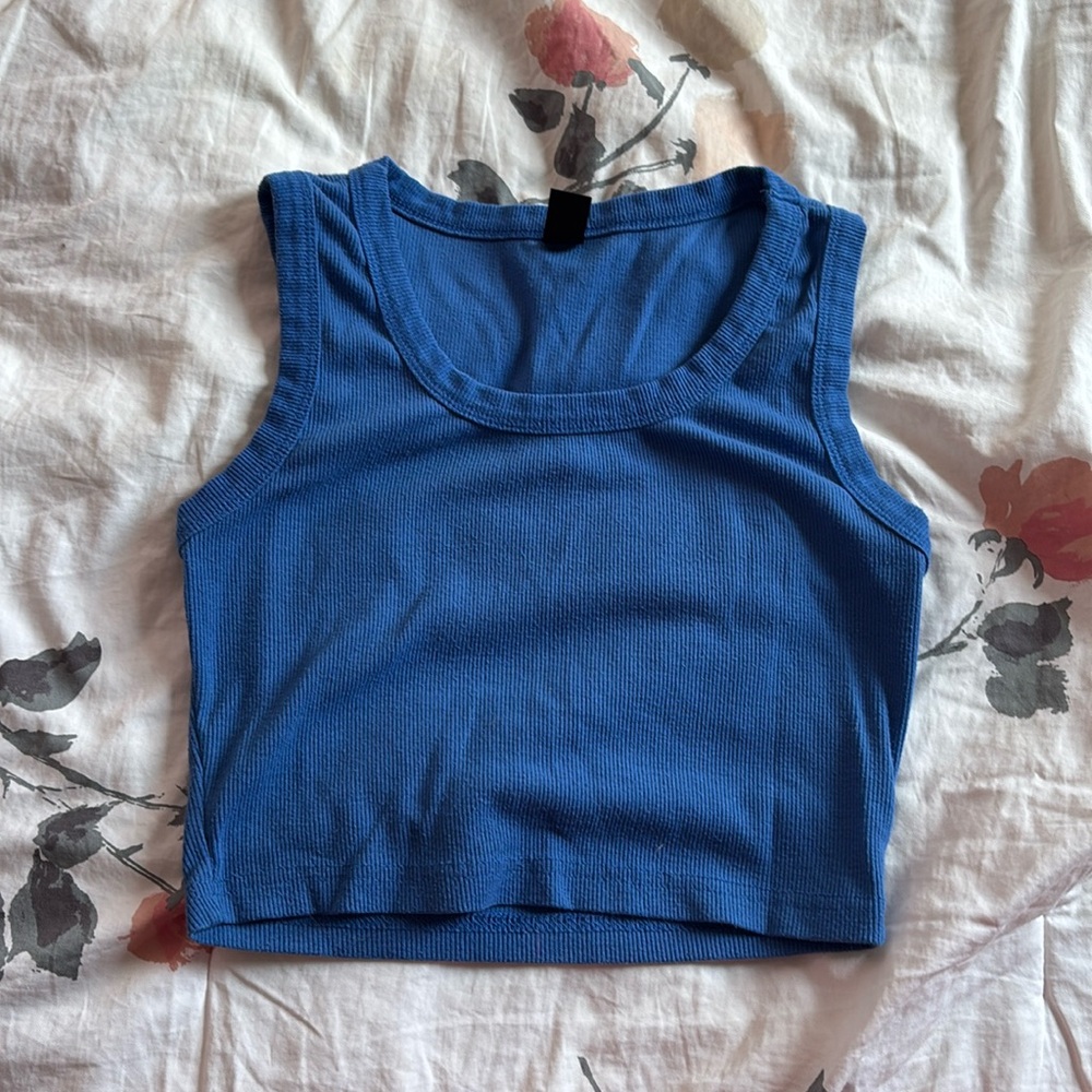 Blue tank Top ( cropped)